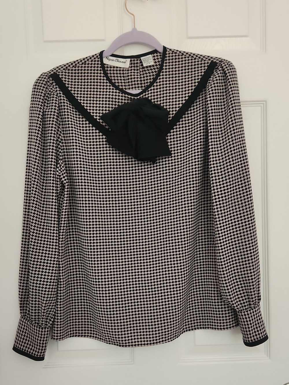 80s Vintage Office Nipon Black & White Houndstooth Bow-Neck Long-Sleeve Blouse
